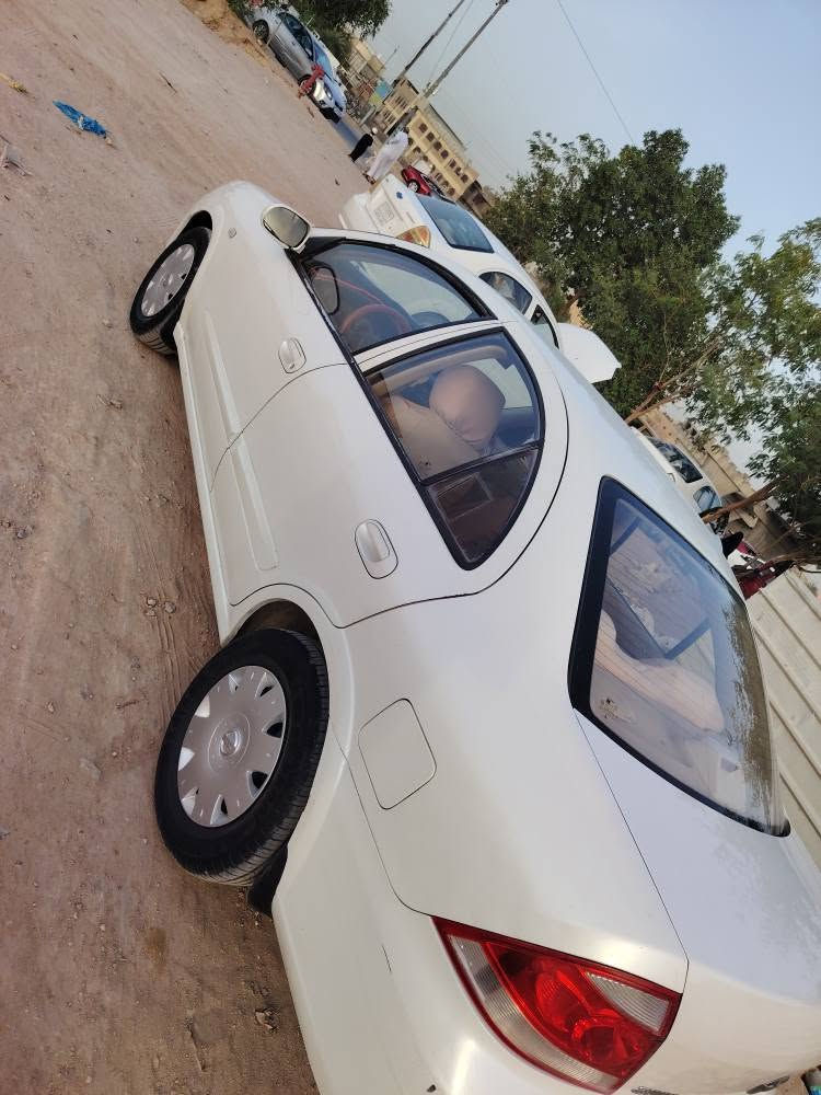 سلام عليكم سيارة نيسان ياباني مديل 2007  بيها جاملغ مرخة فقط و بيهة اربع اصابع معجون وكو خياس مصلح جوة هم اربع اصابع 
تبريد حدادية جديدة بسمي رقم بغداد رقم دولي 
عنوان نجف
رقم الهاتف/*********** كوفة, النجف
