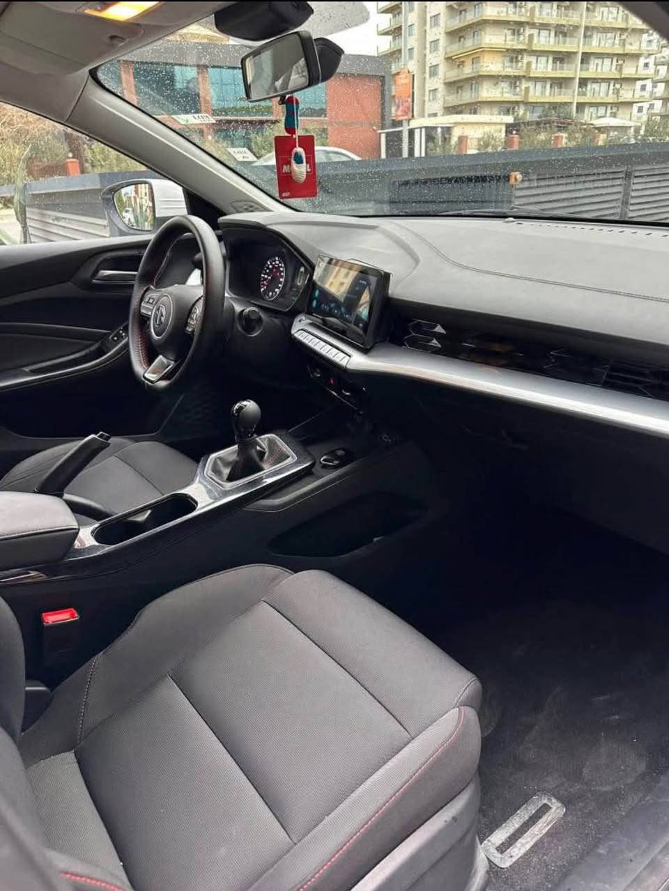 MG GT 2024 كير عادي 
سياره كه زؤر خاوينه بي ٢٦ هه زار رؤيشتيه و يه ك بست سارده كوتي هه يه نرخي ٩٥ مجال أربيل, العراق


**إذا كنت صاحب هذا الإعلان وتريد حذفه لأي سبب، رجاءا أرسل رسالة إلى الدعم الفني**