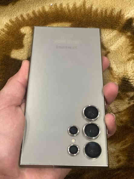 السلام عليكم متاح جهاز الترا 24
جهاز اخو الجديد جلخ مابي ويا كارتون فقط ذكرة 256 دبل سيم
للتواصل *********** /***********
#السعر900
