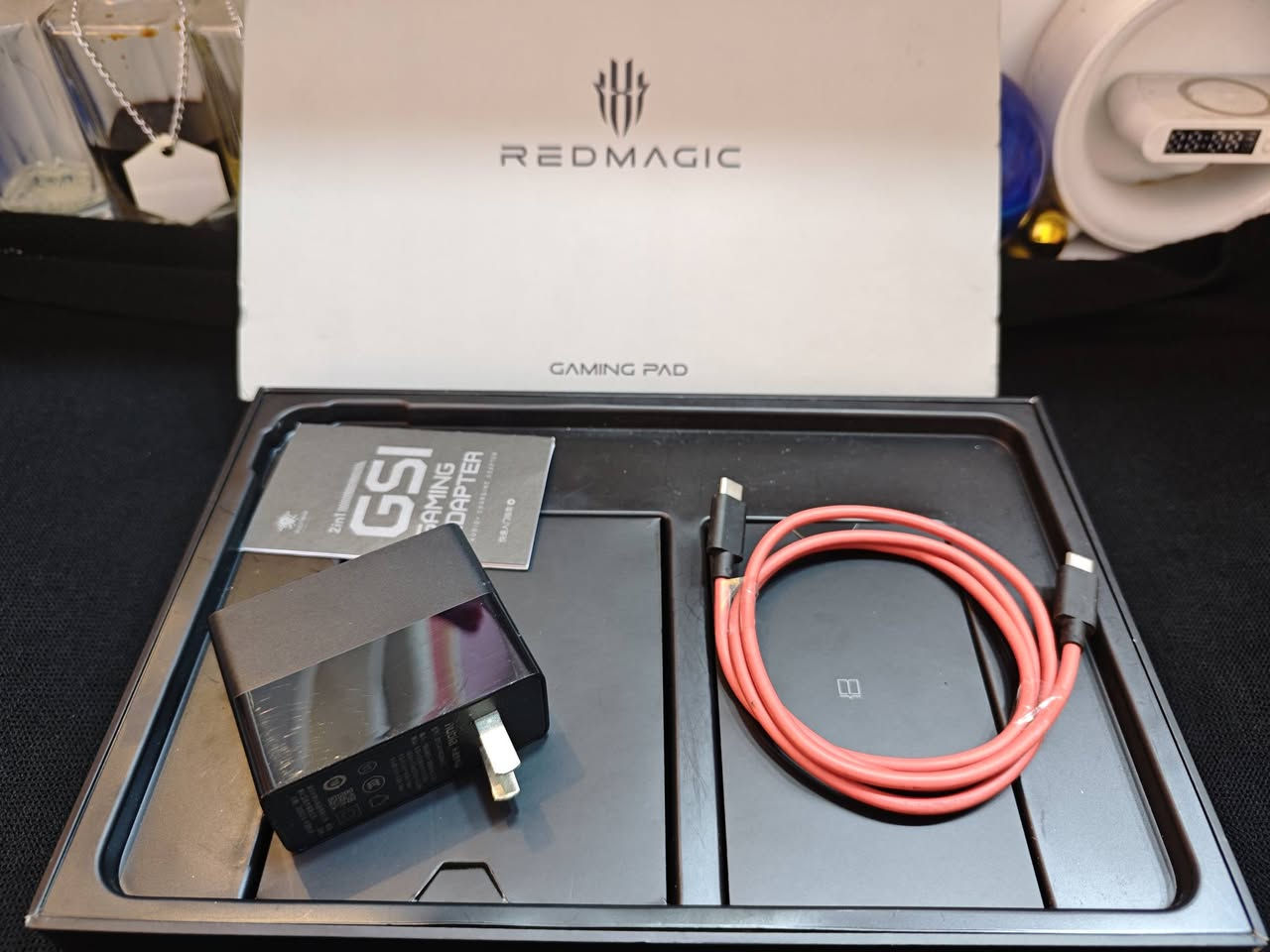 ايباد REDMAGIC NOVA مستخدم 🔥
مواصفات:
النسخه العلميه وليس الصينيه 
شاشه 144 هيرتز يدعم ببجي 120 FBS
معالج snapdragon 8 Gen 3 اقوى معالج للالعاب
ذاكره الجهاز 256 والعشوائية 12+12 🔥
 ملحقات :  كارتونه وكيبل وراس الشحن وكفر 
القطعه كلش نظيفه 99%
بطاريه حجم جدا كبير 10100 ملي امبير 🔥

العنوان - كربلاء حي الحر قرب مجمع ليمونه
للاستفسار خاص او *********** واتس
