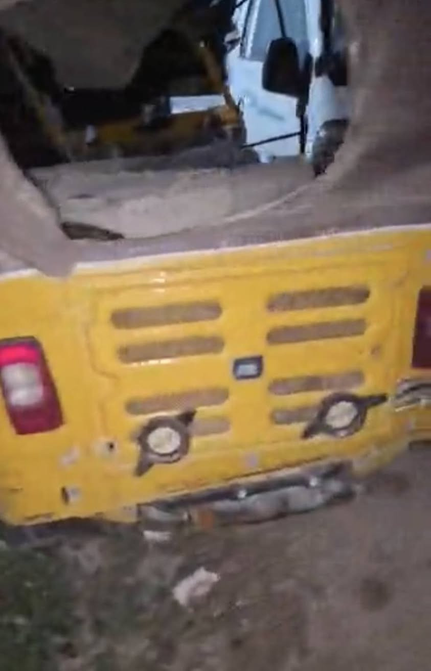 ‏‪***********‬‏سلام عليكم تكتك للبيع موديل 19 اوراق كامله مكاني بصره حيانيه
