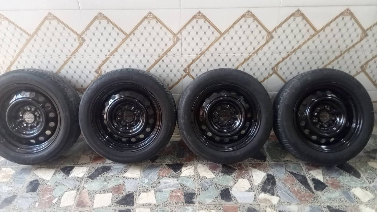 تايرات ويل 16البيع 
200 وبيهن مجال
***********
