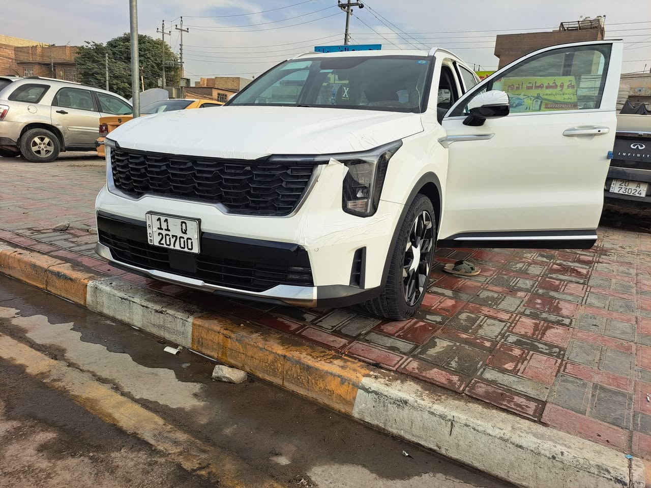 ياالله 
سورينتو
موديل 2025
6سلندر 3500
ماشي35
داتشوو
ويل20
دبل كامره 
حساس امامي خلفي
شحن واير ليس
شاشه كار بلي
4كشن كهرباء
3قطع تبريد 
بعدها بضمان الشركه
***********.   
سعر ٣٢٥ بيها مجال
رقمها كلش حلوو
