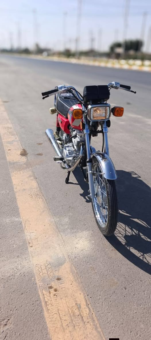 دراجه 25تعمير بشهر 12مامتعوبه بعدني جبيس شاصي 22مرقم وكامله ماعوزه برغي تحويل يمته ماتريد الشراي بي خير ويدلل***********السعر 1900وبيه مجال قليل
