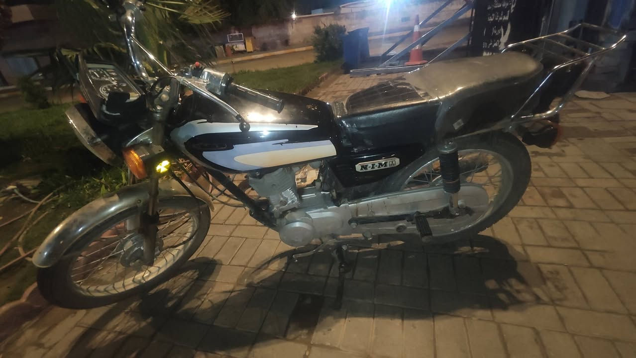 دراجة ادوات للبيع كلشي ما عوزها مكفولة من السرقة 
موديل 20  سعرها 300 الشراي يتصل ***********
