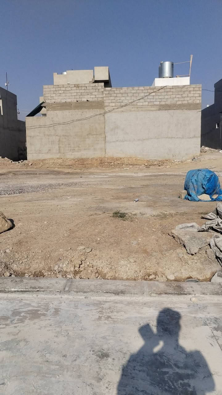 #يعلن_مكتب_عبدالكريم_للعقار 
🔴أرض للبيع في حي الملايين الثانية مدخل المقابل التعليم 

🔴مساحة الأرض 104 متر واجهة 5.5×19 عمق

🔴صنف الارض زراعي حق تصرف نموذج ٢٥

🔴كافة الخدمات ماء كهرباء تبليط 

🔴سعر مناسب جدا جدا 

🔴اللاستفسارات الاتصال على الارقام التالية 
***********
***********
