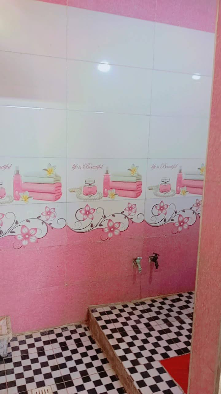 السلام عليكم 100 متر للبيع نهايه شارع المستشفى بيت طابو صرف الاتصال على الرقم واتساب***********
