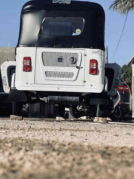 سلام عليكم تكتك للبيع موديل21 شهر11 مرقمة إنكليزي بسمي هزة جديدة محرك مكفول اكسل مكفول كهربائية كاملة السعر 7ملاين وبيه مجال حك الجية المكان بغداد المحمودية الانتصال على***********
