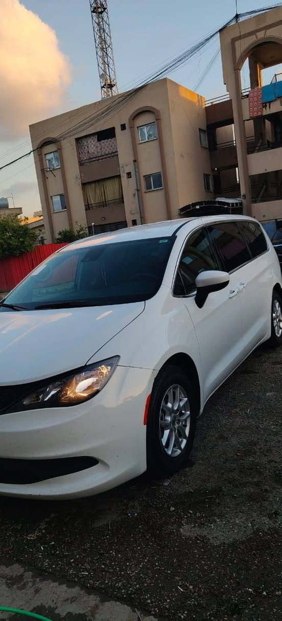 سلام عليكم سيارة للبيع باسيڤكا موديل 23 للاستفسار اتصل ع رقم ***********
