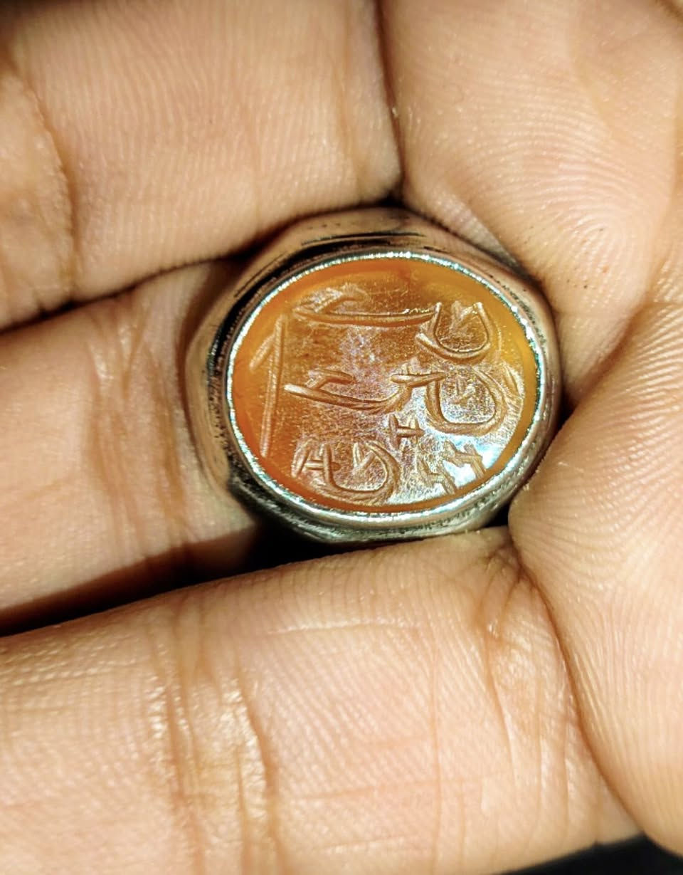 لعيون الطيبين يماني زعفران خط شفرة قديم مؤرخ لون برتقالي على زعفران للبيع للبيع ويرهم مراوس


**إذا كنت صاحب هذا الإعلان وتريد حذفه لأي سبب، رجاءا أرسل رسالة إلى الدعم الفني**