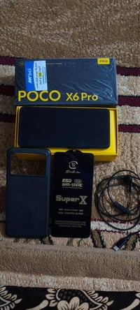 جهاز pocox6. Pro5Gنضافه90%100مستخدم شي قليل اخوه الجديد التواصل خاص او...