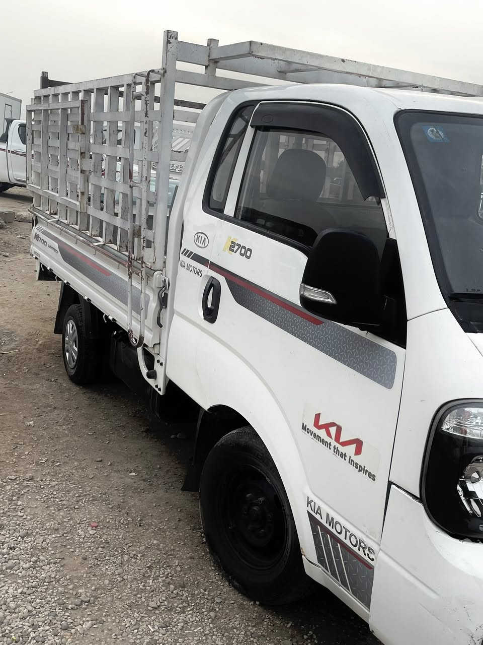 يا الله السلام عليك ليكم كيا مديل 18 بيه دخه بل ربع وراجعه ع بارد رقم سياره بغداد نكليزي سنويه ال 29 مكان سياره ابو غريب   السعر 120 بيها مجال 
*********** ابو داوود
