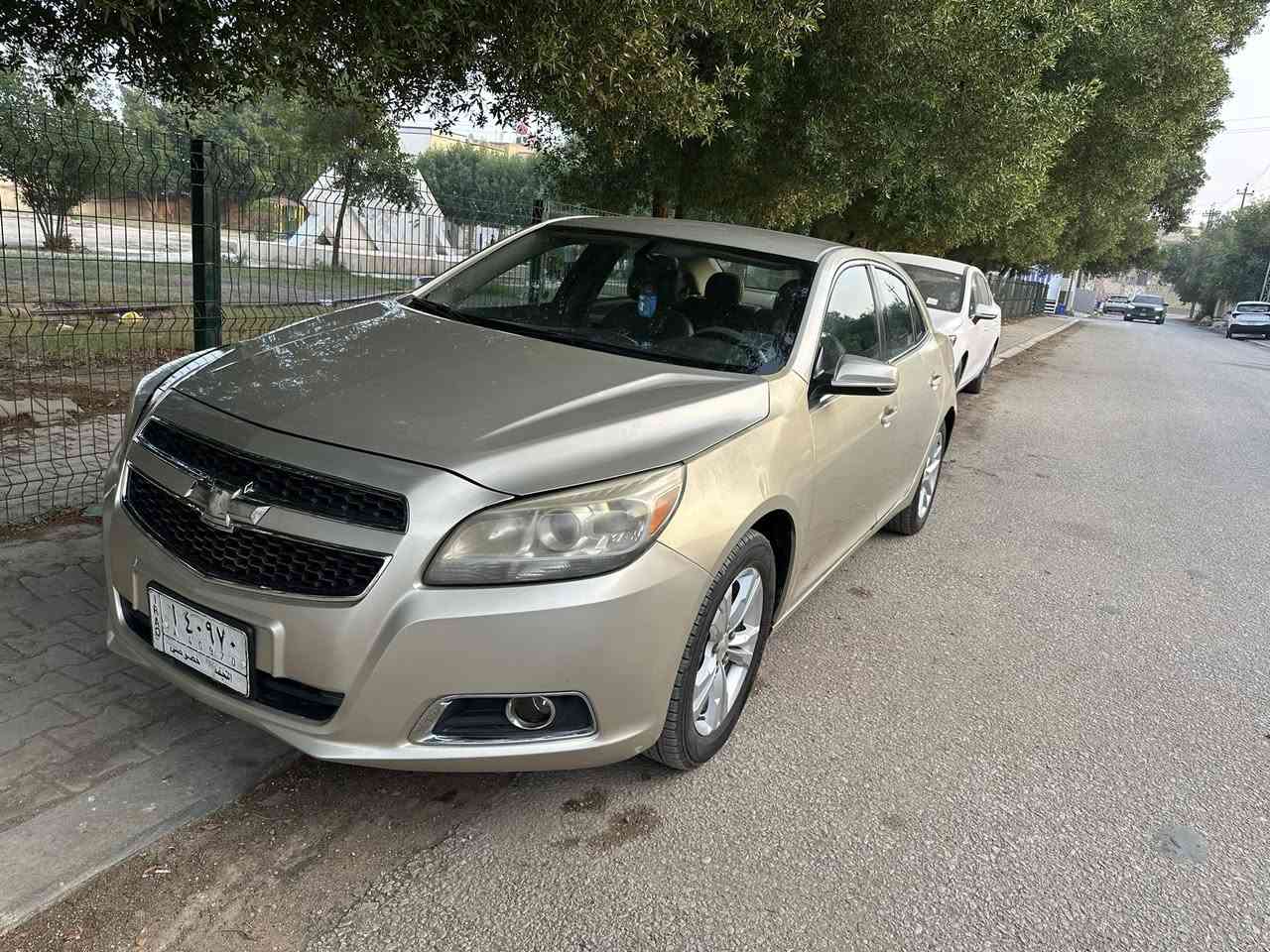 السلام عليكم 
للبيع
ماليبو ٢٠١٣ LT
 حادثها بامريكا ابواب جهة السائق الصبغ ٣ قطع
بدون ايرباك
ماشية ١٧٣ الف ميل
تايرات جديدة 
محرك ٢٥٠٠ مبدل طابوكة جديدة
رقم نجف 
السعر ٨٥ ورقة 

الاتصال
 ***********
