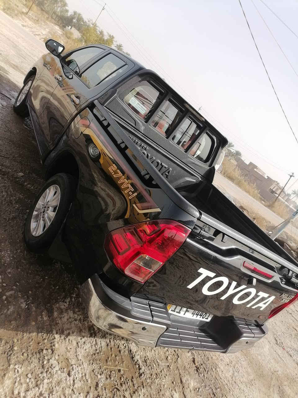 السلام عليكم بيكم 19كويتي اوتوماتيك رقم بغداد الجديد مصفره وكامله مكفولة كفالة عامه ماعدا صبغ قليل جوه اليده بلباب الخلفي والباقي مكفولة جاهزه السعر 235وبيه مجال بسيط مكان السيارة الديوانية للاستفسار الاتصال على الرقم ***********
