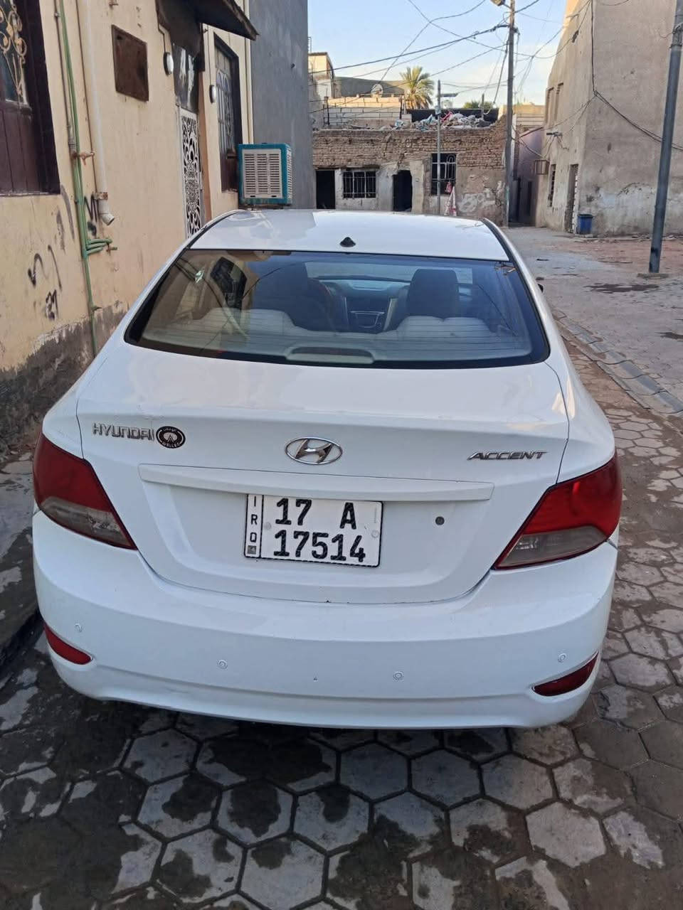 اكسنت مديل 13بيه فقط 3قطع اني ابيعك حزام سياره جاهزه من تبريد وحداديه وتخم تاير مكفوله من الضربه السعر 75وبيها مجال مكاني نجف كوفه الشراي ي*********** خليجيه 1600
