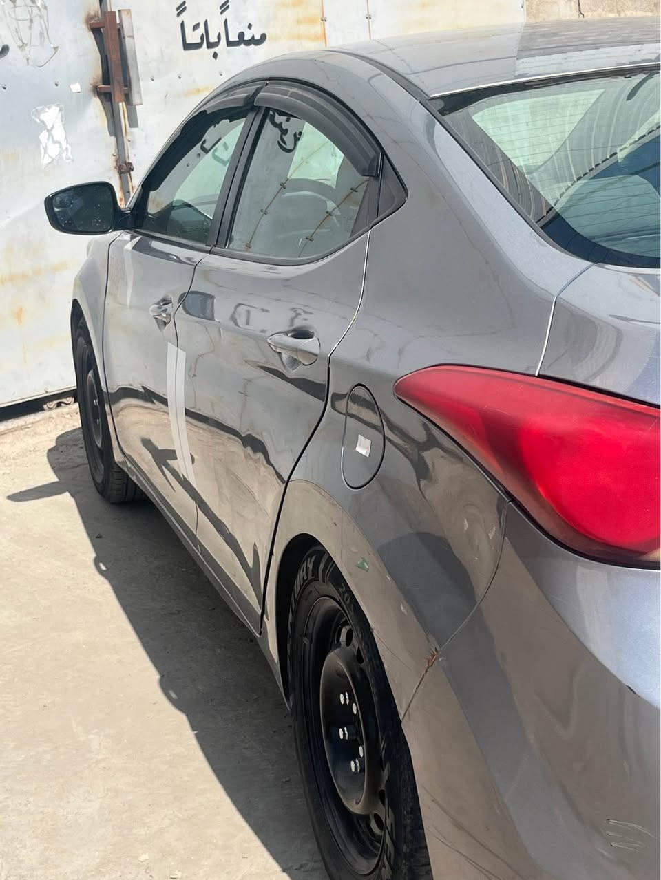 النترا15 امريكي حادثها حوض وقبق جنطه وبالعراق بنيد وجاملغ ونصبغت الباب ويا للجماليه 
مكينه1800 دوش
كير مكينه مكفولات 
3 انضمه قياده 
شاشه كامر ه
كروز سرعه
تحكم جهتين 
بيها نقوصات صدر امامي تعبان
درايم شفت بي صوت 
تخم تاير جديد
باتري جديد
كلشي شغال بيها ونضيف 
95وبيها مجال للشراي
رقم وهزه جديد بغداد باسمي  
*********** بغداد, العراق
