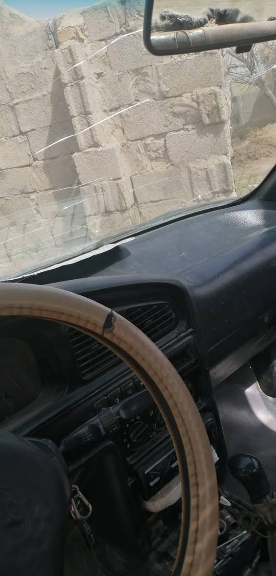 ***********
***********
