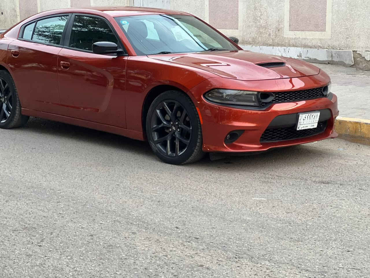 دوج جارجر
موديل سيارة 22 
محرك 3600 /6/ 
لون مشمشي 
(كير مكينة شرط الفحص 
مواصفات 
حساس خلفي 
ابواب بصمة 
تشغيل عن بعد 
لايتات زينون عدسة بلاديه 
 
سيارة ممتعوبة احلة من صور
تخم تاير جديد
حداديه بلاديه 
مابيها مصروف دينار
حادث السياره 
طخه صغيره خشم البنيد  وموجود بنيدها البلادي 
وبيها شخط  بسيط بين البابين مسويته 
❌بدون ايرباك بدون دواخل ❌
السياره ب اسمي شرط تحويل 

السعر 253 وبيها مجال بسيط 
***********
