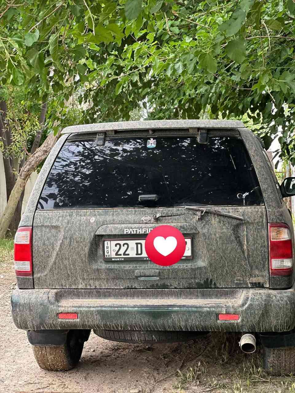 سلام عليكم ورحمة الله 
نيسان باثفيندر 2001 دبل اكس كير اوتوماتك 4جامات كهربائي 
محرك المرغوب 3500 كير او محرك او دبل اكسل كلة بشرط 
سيارة رقم اربيل بسمي سنوية والهزة كلة جديد لل 2029 سيارة مابي نقص كلش نضيف باقي سيارة ب كركوك سعر 83 بي مجال قليل للطيبين
***********
