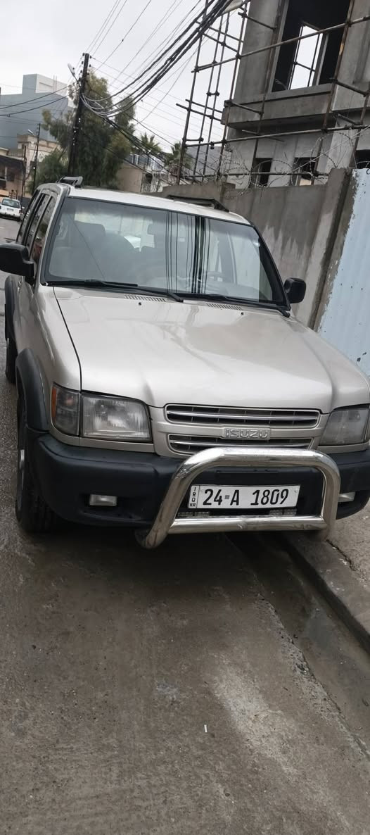 سلام عليكم السعر ( 80) وبيها مجال
ازوزة تروبر موديل 2001 محرك 3_5 6 ابلادي كير توماتيك قفل مركزي جام كهرب رقم دهوك بأسمنه تحويل ثاني يوم *********** ابو عمران 
موصل الجانب الايسر حي الجامعة  بعد مبنى المحافظة البديل مقابل اعدادية الطريق المضيئ للبنات
