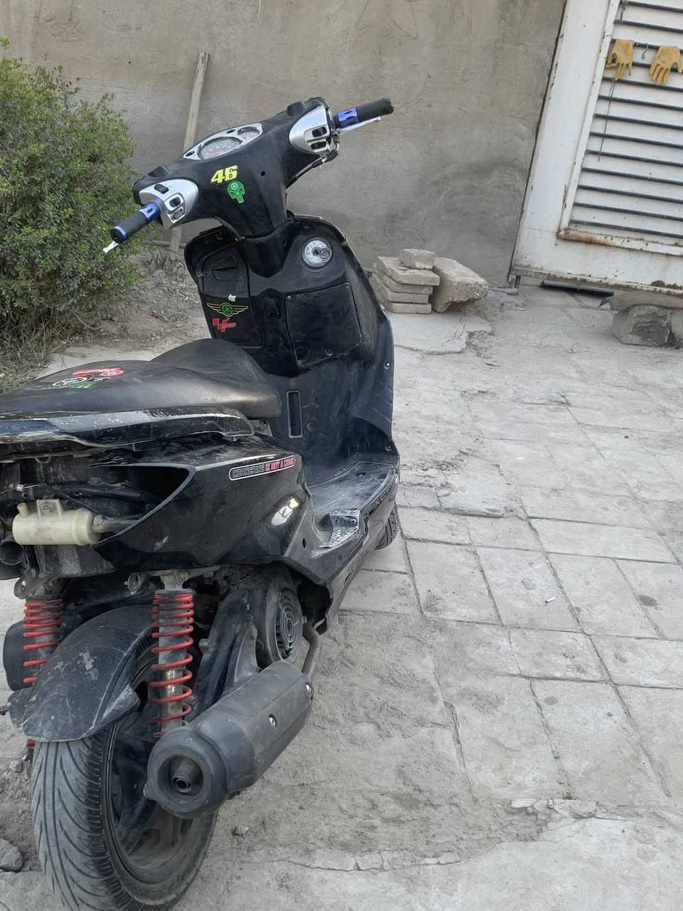 سلام عليكم سكنس للبيع او مراوس دراجه كامله
نقصه كتف مال اشاير كهربائيات كامله مكينه تعمير جديد
كفراته كامله بس تعبانات


**إذا كنت صاحب هذا الإعلان وتريد حذفه لأي سبب، رجاءا أرسل رسالة إلى الدعم الفني**