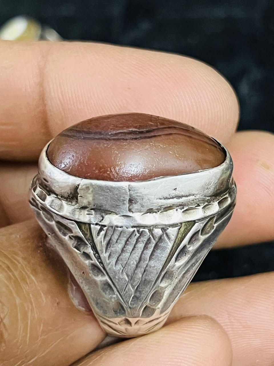 هندي قديم صياغة وحجر150 الف***********
