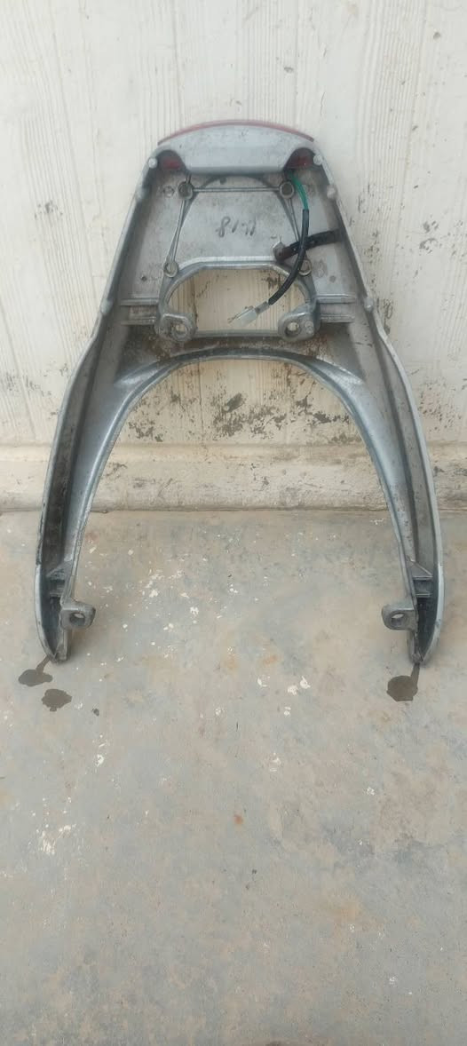 السلام عليكم حبايب عندي هاذا سبايدر مال دراجة للبيع ***********
