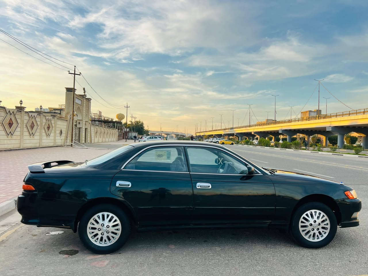 سلام عليكم ورحمة الله
لبيع مارك تو لون زيتوني ماسحه خلفيه موديل 1994 رقم بغداد سنويه عضم عاج تحويل مباشر مكفول من الكص ونقل محرك وكير كارتون ونجي جدد تخم تاير ويل ليزري  كهربايات قرفه جديده جاهزه مجهزه مانقصها شي عنوان السيارة كربلاء السعر 52 وبيها مجال 
 الاستفسار ***********
