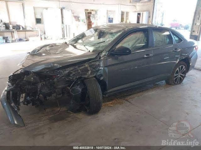 جيتا ٢٠٢٣

ماشيه ٢٠ الف 

سياره دخول جديد 

مكان سياره الغزاليه 

سعرها 

63 ورقه 

للاستفسار

***********
