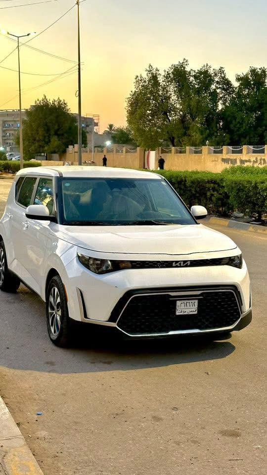 السلام عليكم
كيا صول موديل ٢٣

محرك ٢٠٠٠ دوش

تحكمات ستيرن

توقف ذاتي

شاشة كبيرة تحديد مسار

كير اوتوماتيك

السيارة ماشية ٢٨ ميل

ضررها كما موضح بالمنشور

السيارة بدون رقم تترقم اي محافظة عدا الاقليم 

سعر السيارة ١٥٨

مكان السيارة بابل حلة

للاستفسار ***********

