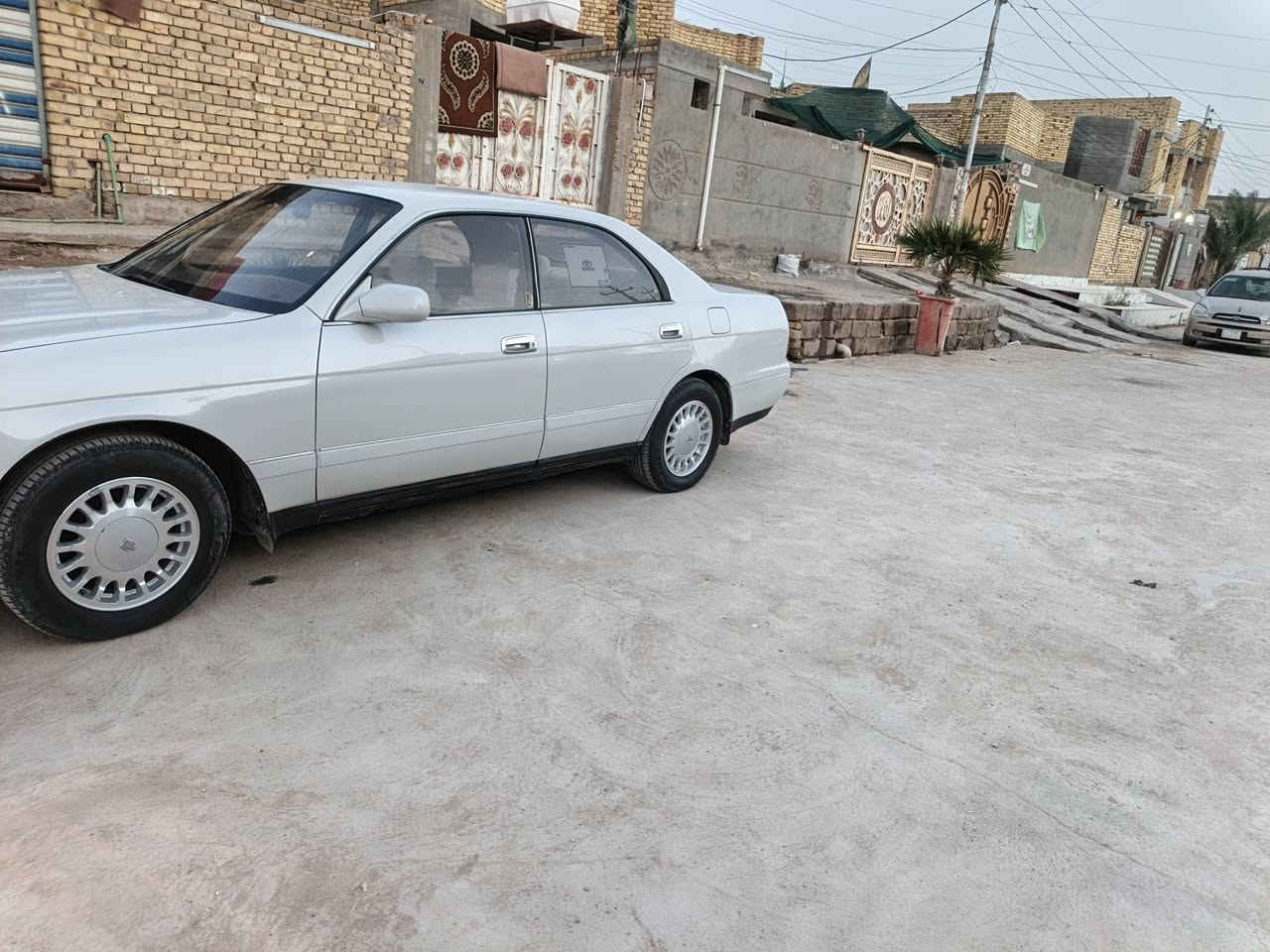 السلام عليكم بطه متصل موديل 1991 مكفوله كفاله عامه اصوليات وعيب شرعي ونقل جثه وكصه وشاصي كفاله عامه رقم نجف الجديد سنويه 2030 بسمي شخصين مصبوغه عام جماليه بدون ضربه بدون تبديل ما عده طخه بسيطه با هلال ربل قماره جديد حداديه حلوه سياره ناعمة محرك 2500 ديلكو تبريد شغال كهربائي جاهزه دواخل شوف العين جنطه كامله و سياره بيه فيديو موضح كلشي السعر 65 وبيه مجال بصيط مكان السياره ناصرية قضاء الرفاعي رقم التلفون *********** بي واتساب
