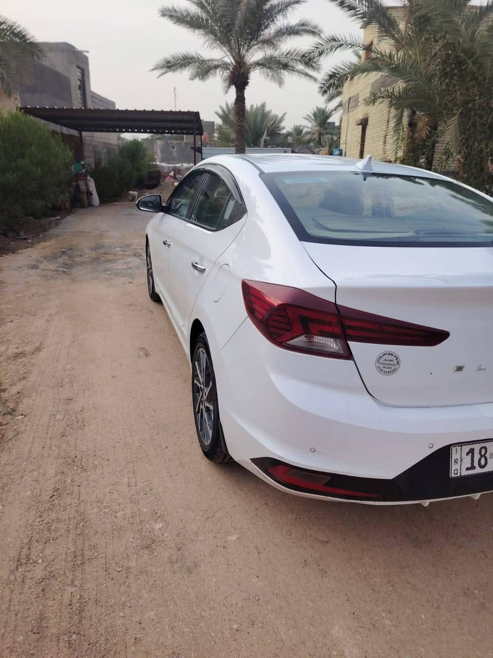 سلام عليكم عندي الانترا موديل ٢٠٢٠ رقم بابل سياره جاهزه كامله سعر 165 بيه مجال مكان كربلاء ***********
