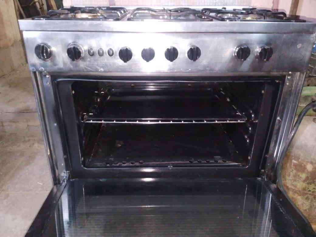 للبيع طباخ فريش ستيل مصري خمس عيون فرن اعلا واسفل %%نظيف جداا جداا
السعر300.000الف دينار  ضمان5سنوات
  النجف الاشرف مناذره حي المطاط خلف السايلز الورشة المنزلية ***********
علي العوادي ....تحياتي النجف
