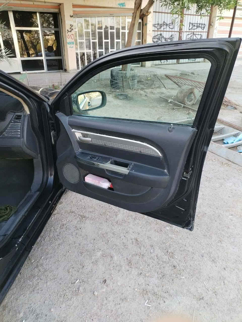 سياره سي ٢٠٠ امريكي محور غاز
كير محرك مكفول
٢٠٠٩
مكان عامريه فلوجه ***********2
