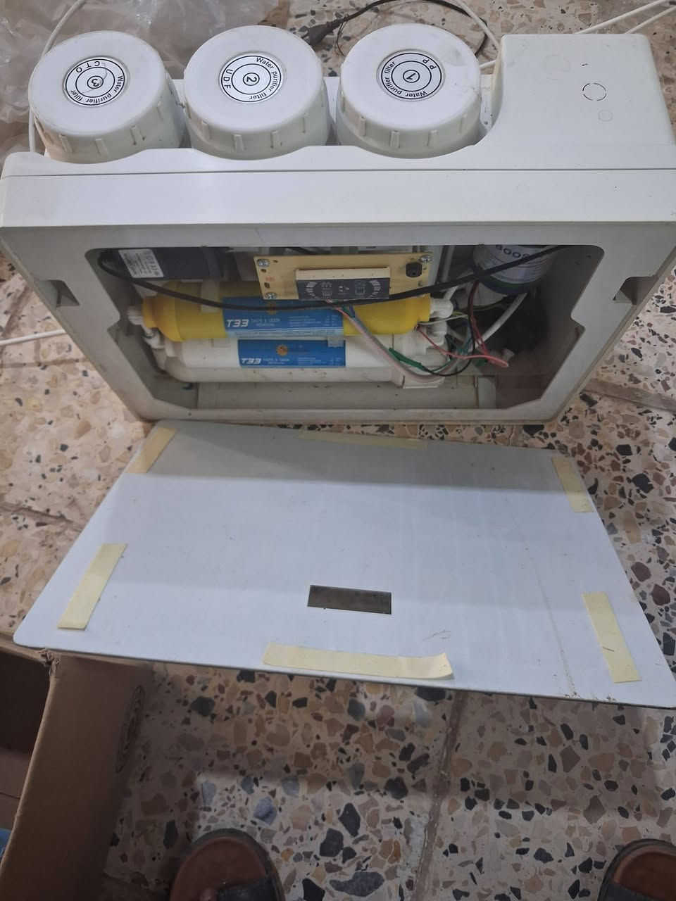 السلام عليكم
فلتر ماء اروو للبيع نظيف مامستعمل 
كربلاء طوريج الخيرات 
موبايل ***********
