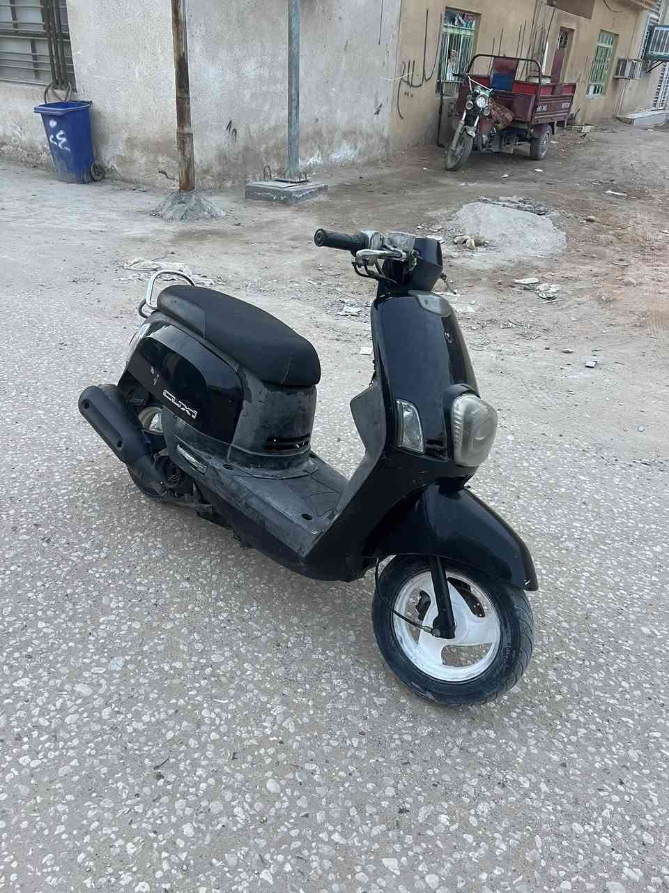 سلام عليكم دراجه بوليسي البيع نوزل دراجه مكينه خير من الله مكينه خرسه ما تسمع صوته كهربايات كله شغاله نكره سلف اي وقت تشتغل عداد سرعه بانزين شغالات قفل جنطه قفل استيرن سعر 550وبيها مجال مكانك كربلاء معملجي رقمي***********
