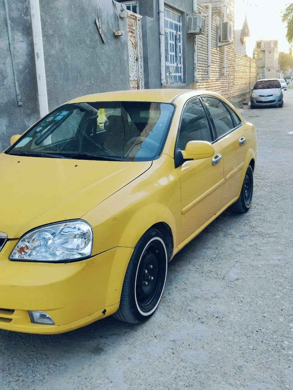 السلام عليكم
شوفرليت اوبترا موديل2008 رقم بصرة انكليزي بأسمي تحويل مباشر 
مصفرة هيئة وغرامات سيارة جاهزة مكينة مكفولة تنقيص تبخير وكير جديد اوتماتيك جاهزة تبريد وحدادية وتخم تاير لايتات وسكنات جدد كهربائيات كلها شغالة  (مراوس او بيع)
السعر ٥٥ والشراي بي خير ويدلل 
عنوان ناصرية 
للتواصل/ ***********
