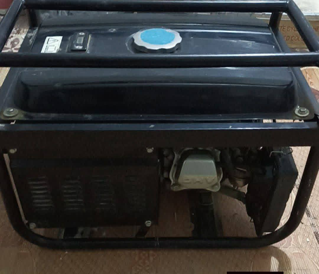 لبيع مولدة ASITRA الكورية – 3 كيلو واط
قدرة تشغيل 3.0kW وأقصى 3.5kW، تشغل حوالي 13الى 14 امبير 220V وتردد 50Hz، تعمل بالبنزين، مزودة بقاطع حماية ومقياس فولت وتحذير انخفاض الزيت، رقم الموديل 10880.


**إذا كنت صاحب هذا الإعلان وتريد حذفه لأي سبب، رجاءا أرسل رسالة إلى الدعم الفني**