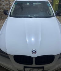 E90 • ٢٠٠٩ • داخل عسلي