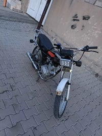 اخوان سلام عليكم للبيع ماطور ايراني.موديل 2024 كهرباء شغال صوت فيلز بس...