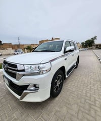 لاندكروز • ٦ سلندر • رقم بصرة