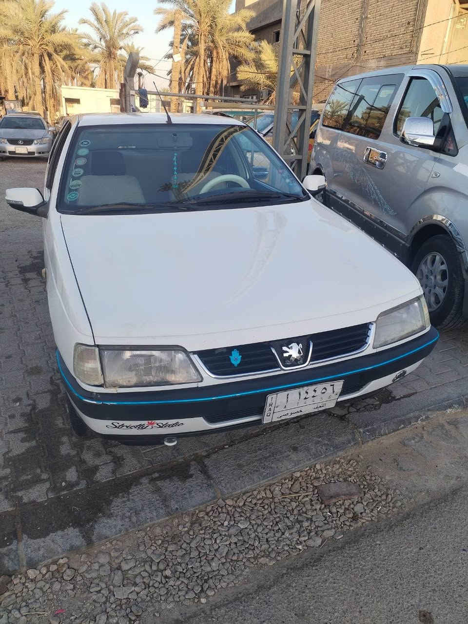 سلام عليكم بيجو 405 كفالة عامة والبارد من الصبغ والتبديل لسيارة جاهزة كير مكينة حدادية تبريد ماعايزة شي رقم نجف سنوية  مانافذة نهاية ل 27 موديل 2012
السعر 44 وبيها مجال بسيط
لتواصل *********** النجف, العراق
