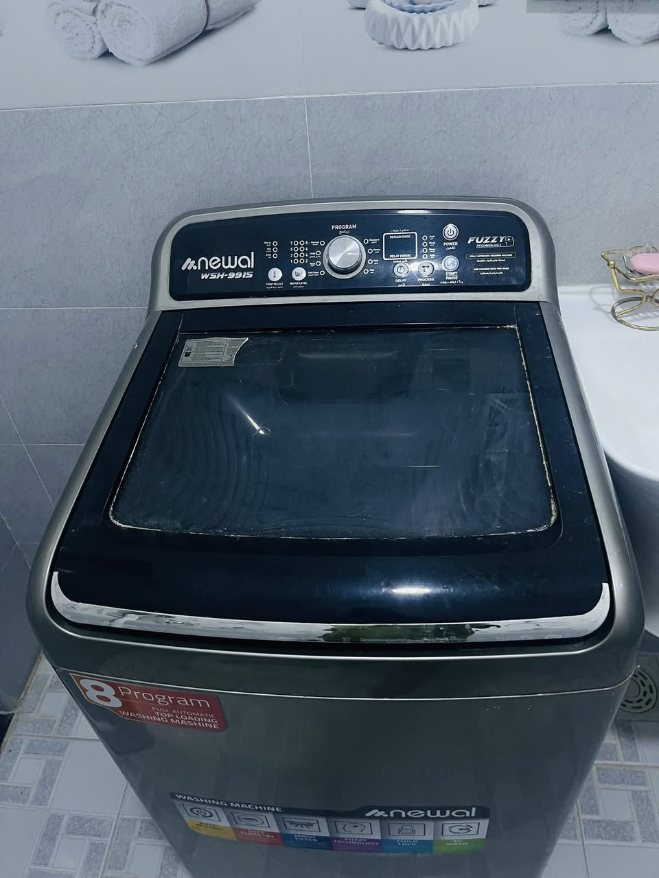 السلام عليكم 
غساله اللكترونيه للبيع جديده صار شهر من اشتريناها بس الحجيه بالبيت ماتعرفلها وتعاني منها لان انكليزي 
السعر ٤٢٥ وبيها مجال عنواني الزبير 
***********
