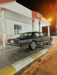 كابرس موديل 1989 للبيع السياره كفاله عامه ..  مصبوغه عام فقط للجماليه ...