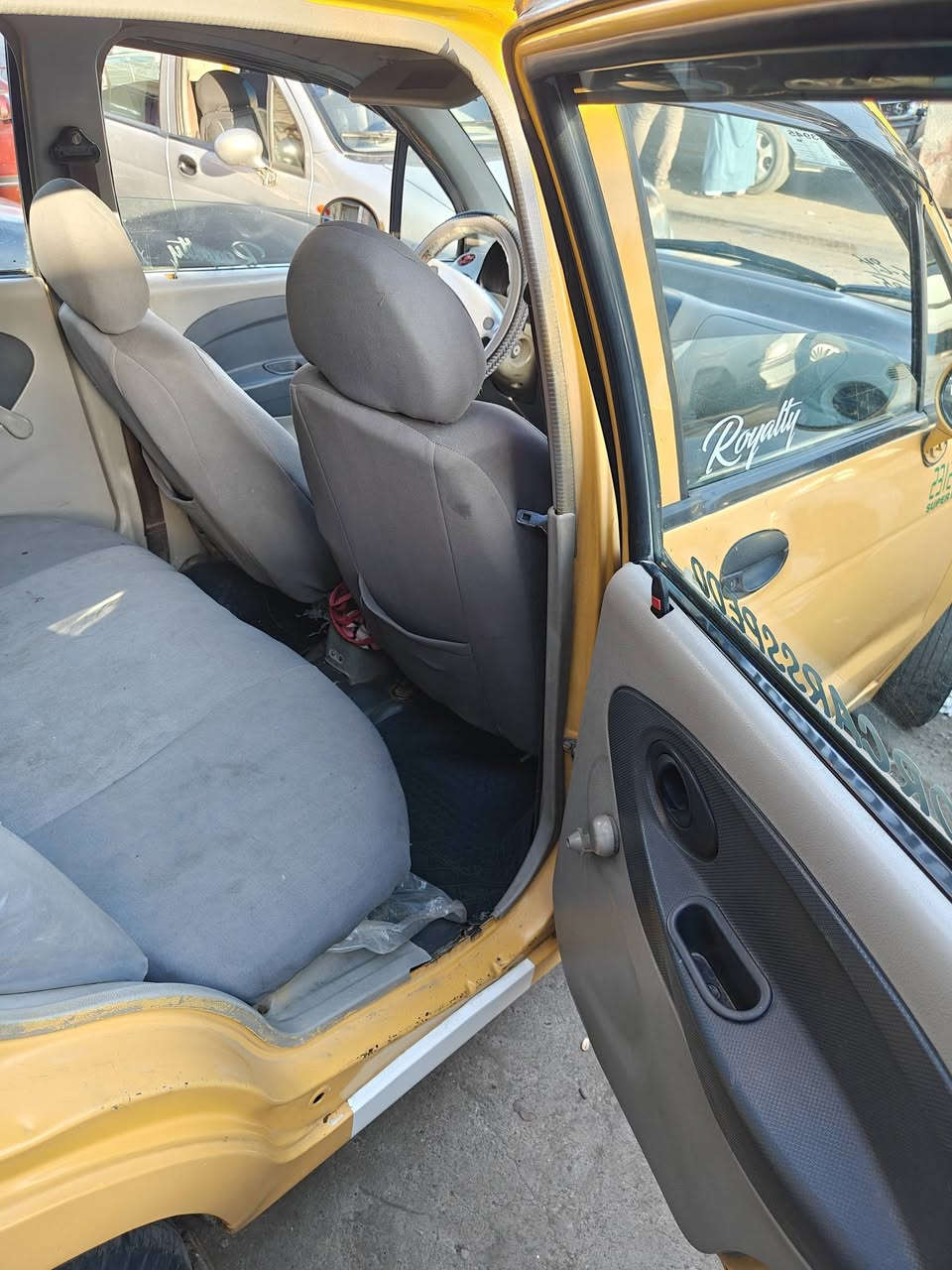 من رخصت مدير الكروب  سياره كوكو للبيع موديل ،12 رقم نينوى تريد تحويل تريد وكاله كير مكينة شرط سنويه لل ،2031  السعر 28ورقه  بيها مجال للاستفسار عل رقم هاتف 
***********
