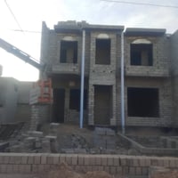 مقاولات عامه بناء وتطبيك ارضيات وجدران وترميم المنازل تأسيس ماء ومجاري...