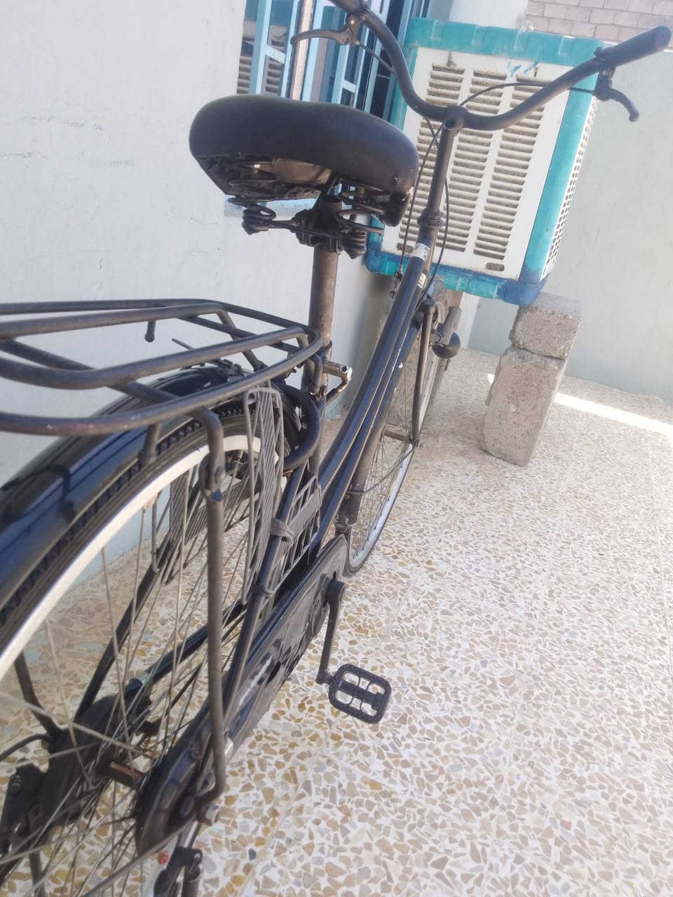 باسكل للبيع حربي بلادي شرط

التايرات. جدد
حجم. 27
بريكات. شغالات 
ضوء. شغال
نضافة95/100 
كلشي شغال
السعر 80وبي مجال بسيط الاستفسار ***********
