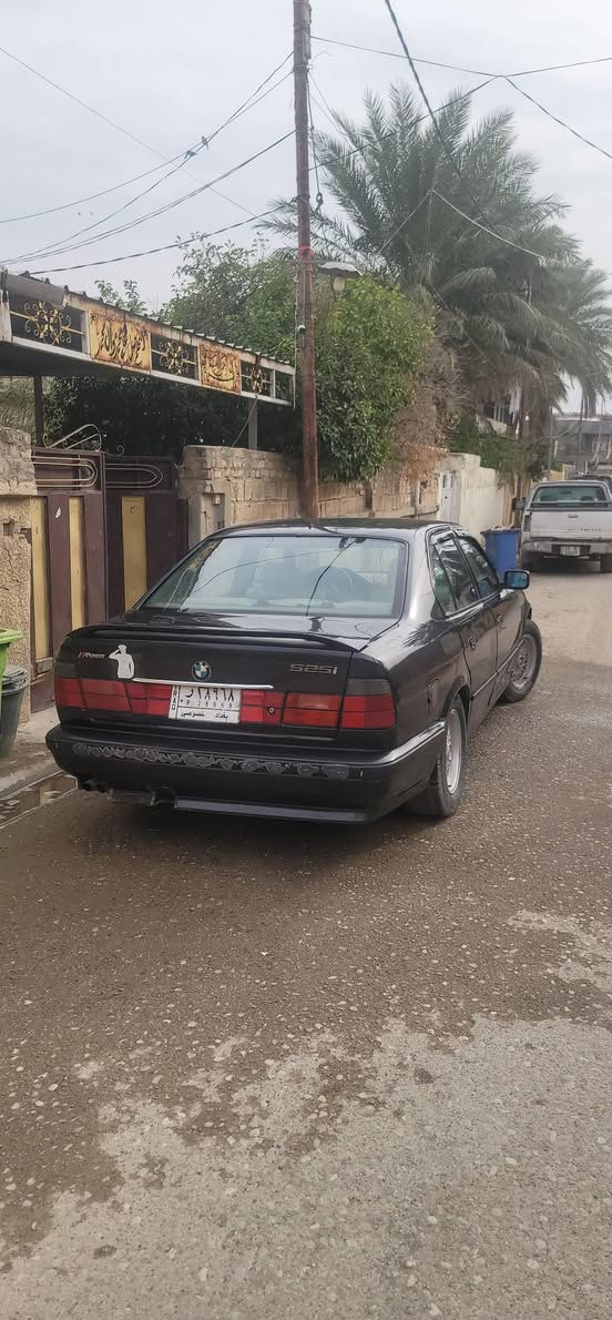 سياره كشرها نضيف وكاعده  
بس تحتاج دوشمه وصدرها خلفي جديد نقص قواعد دبلات طاكات سعر قاعده ٢٠ الف مع الشد ٣٥ الف 
الصدر الامامي نص عمر 
محرك ٥٢٥ مسكر تك فانوس ارغب شي بل بيئمات 
تبريد ثلج  سنويه لل٢٠٢٨
بسمي 
يفضل 
اذا اكو مراوس بسياره صفره مال شغل اوبترا او لانسر او اللنترا بغداد, العراق


**إذا كنت صاحب هذا الإعلان وتريد حذفه لأي سبب، رجاءا أرسل رسالة إلى الدعم الفني**