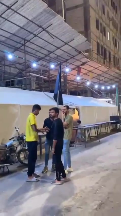 جادر طول 16 مترعرض5 جادر قطعتين الجادر مال باله قوي ام فول قبل سنتين مسوي جديد   سعره 900 مكاني كربلاء ***********  *********** وشراي  بي خير ويدلل
