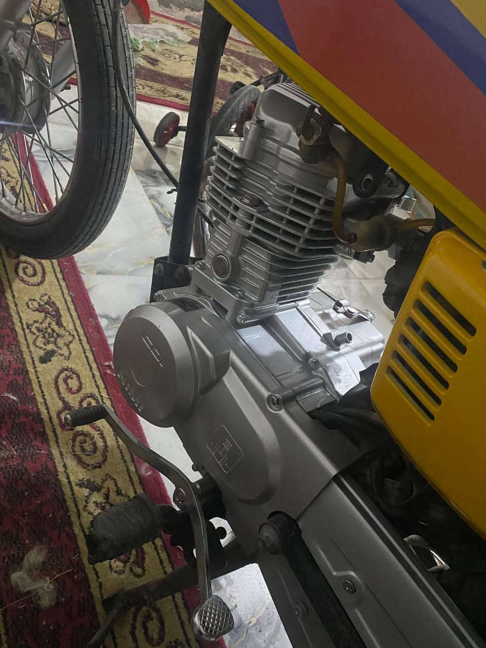 سلام عليكم دراجه البيع مرقمه رقم إنكليزي حديث موديل 20 وتعمير 25 مكينه برغي ما مفتوح بيه سعر مليون و 700 وبيه مجال شراي يجي خاص مكاني ناصريه قرب جامعت العين


**إذا كنت صاحب هذا الإعلان وتريد حذفه لأي سبب، رجاءا أرسل رسالة إلى الدعم الفني**